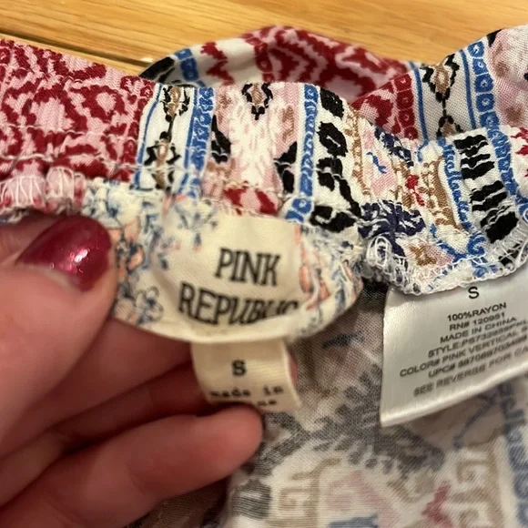 Pink Republic White Pink Blue Tribal Print Soft Shorts Size S - Picture 4 of 7